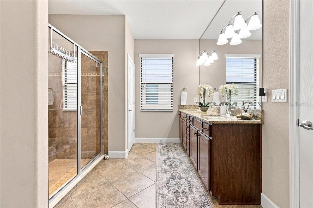 4508 GRAND LAKESIDE DR E — photo 24