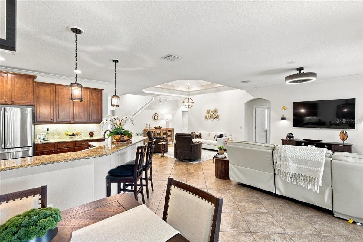 4508 GRAND LAKESIDE DR E — photo 3