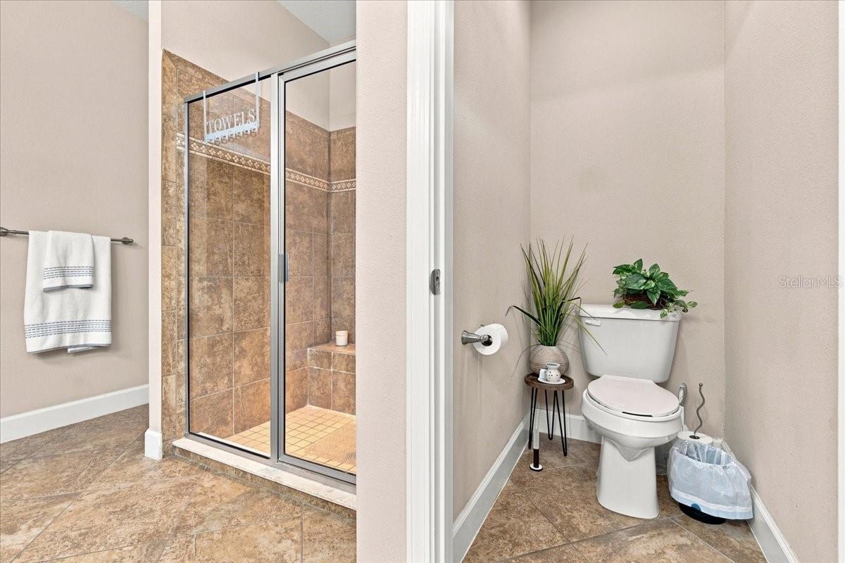 4508 GRAND LAKESIDE DR E — photo 26