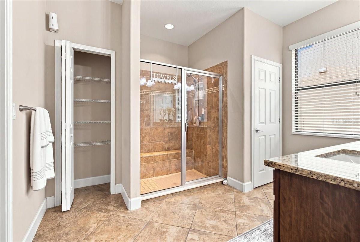 4508 GRAND LAKESIDE DR E — photo 25