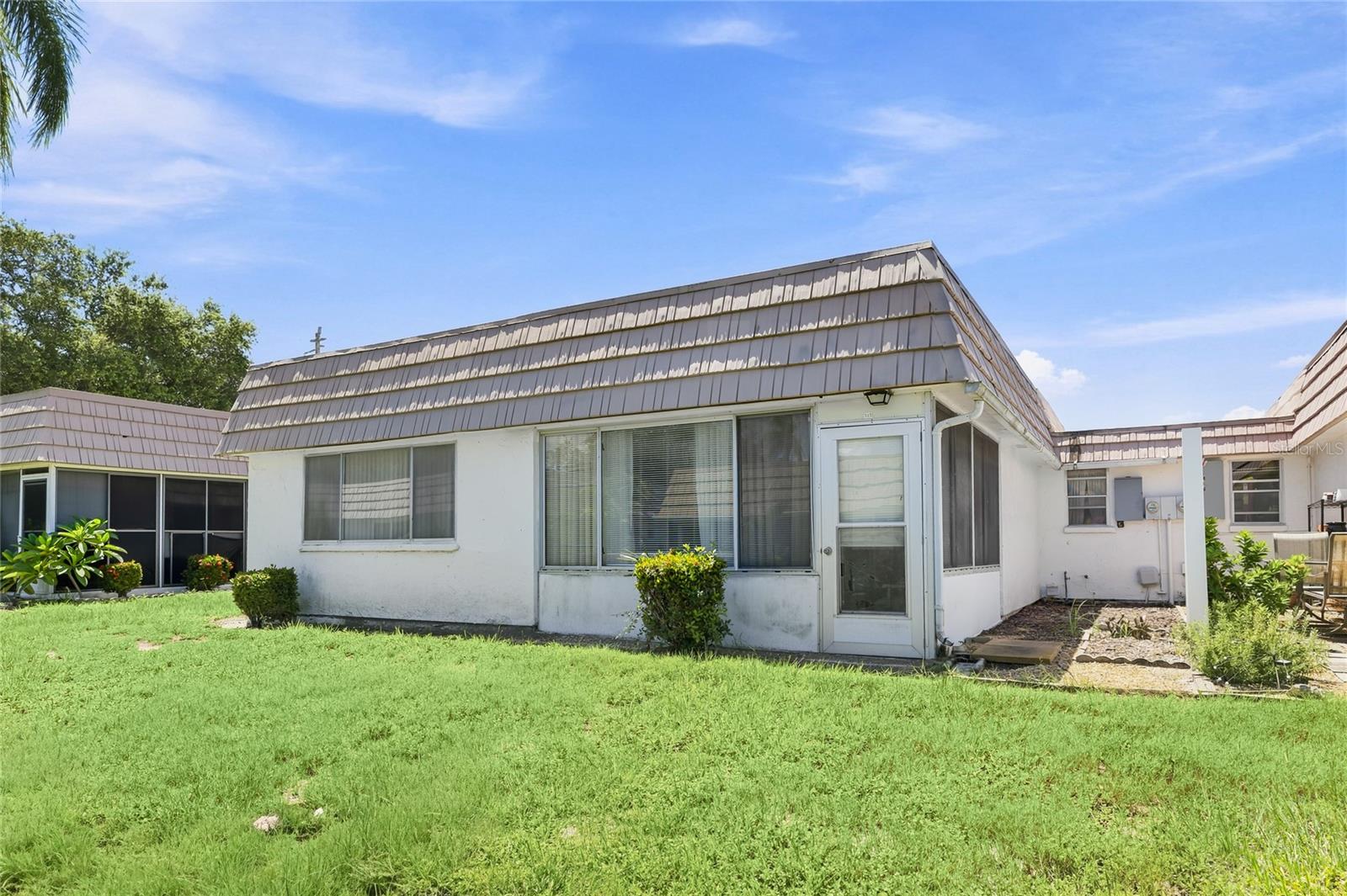 2327 WATERBLUFF PL #V315 — photo 27