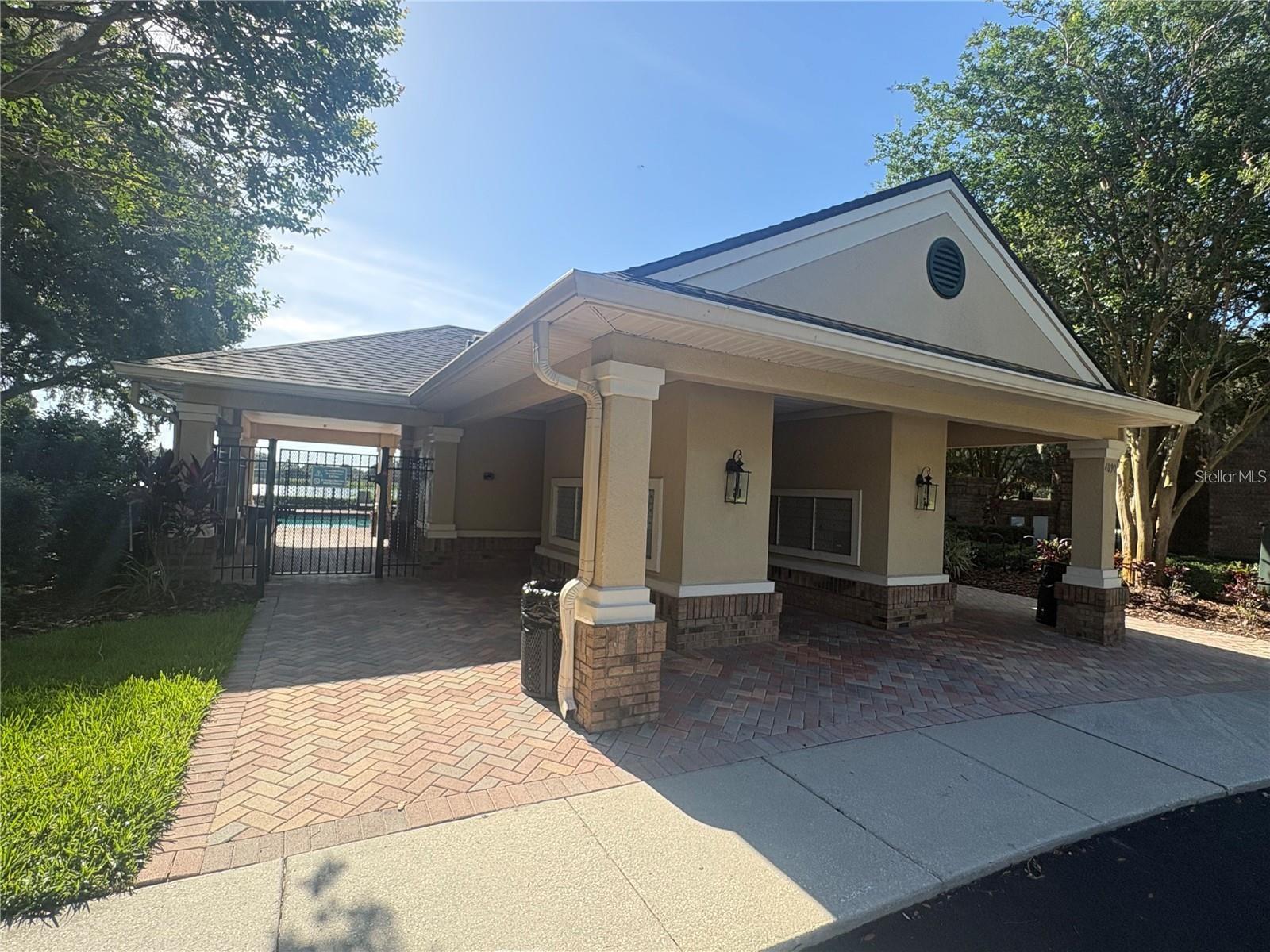 4605 BARNSTEAD DR — photo 26
