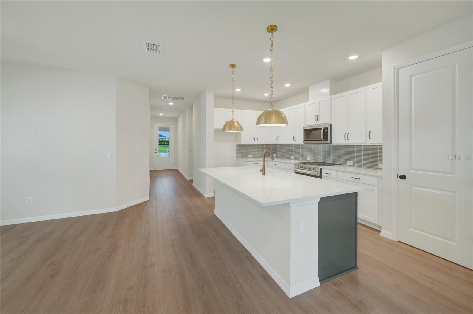 5024 CHAPEL ROW AVE — photo 4