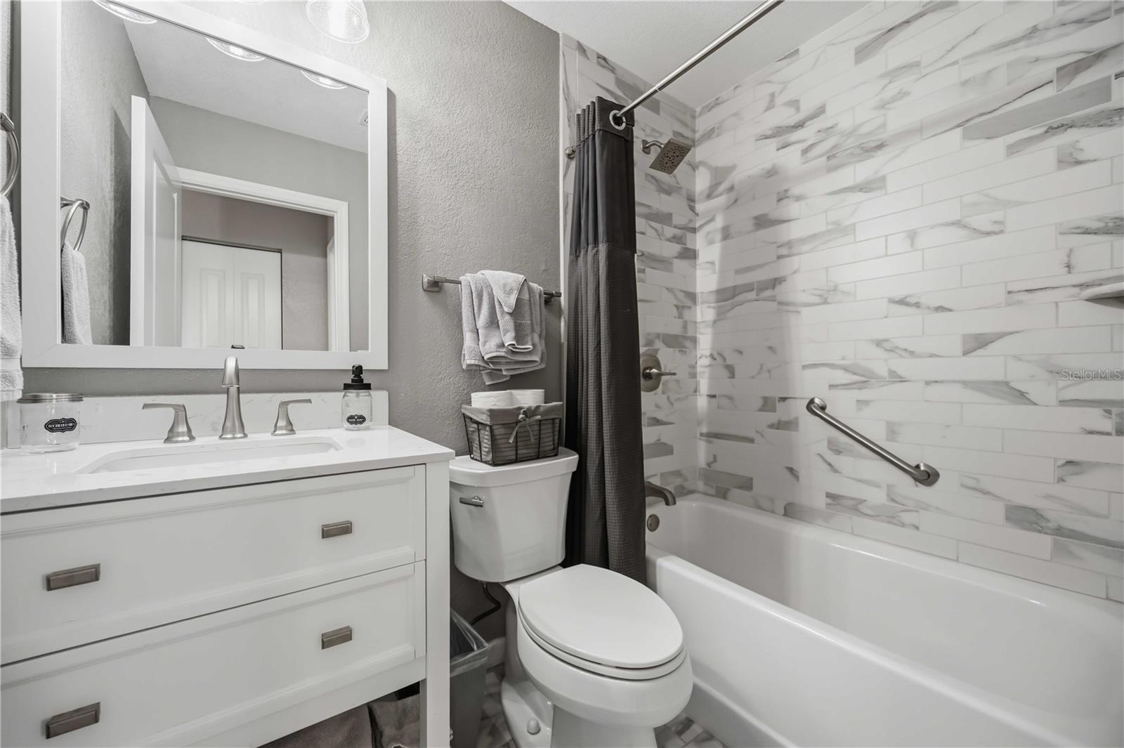 406 CERROMAR CIR N #328 — photo 36
