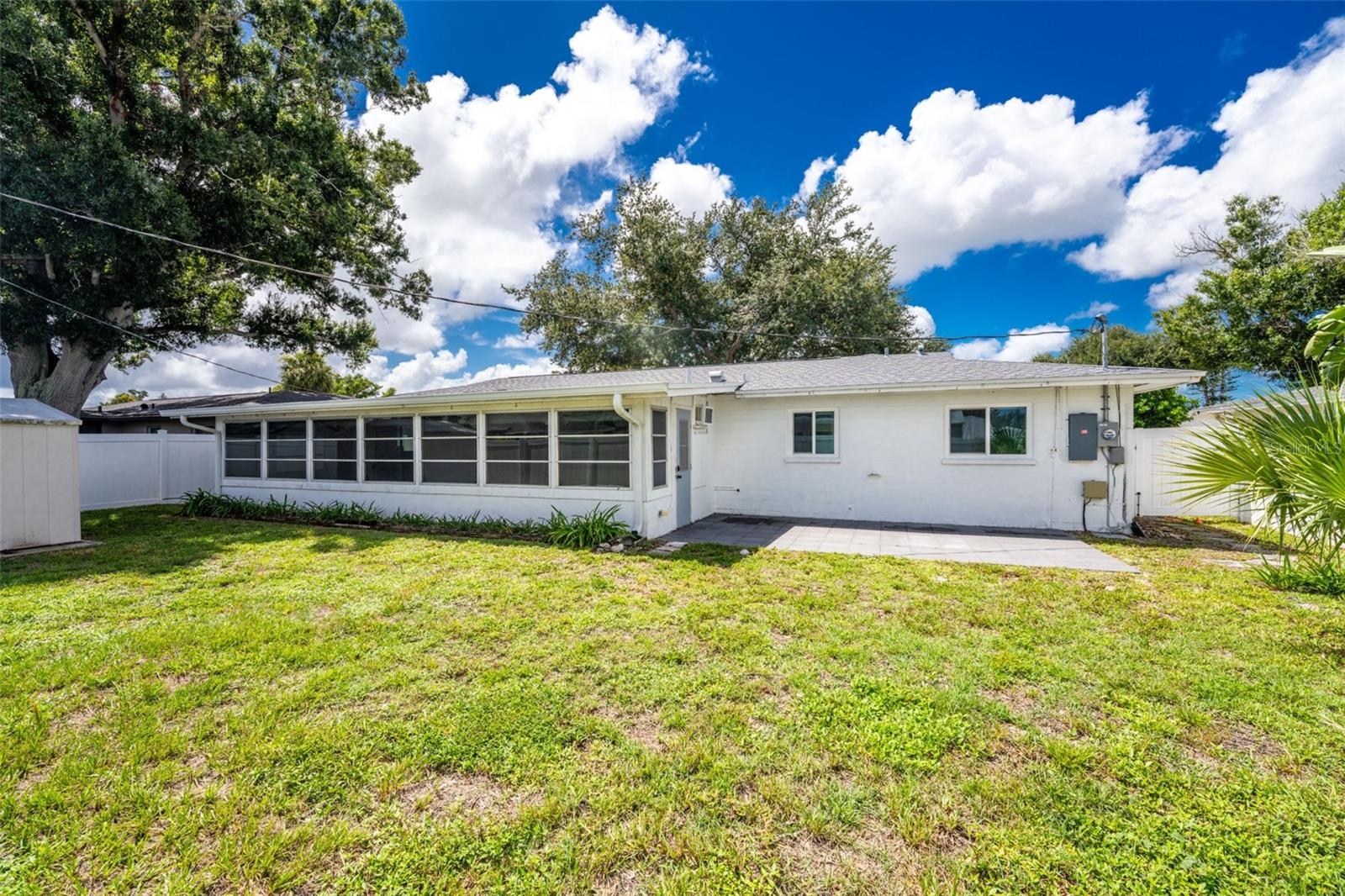 559 MOUNT VERNON DR — photo 42
