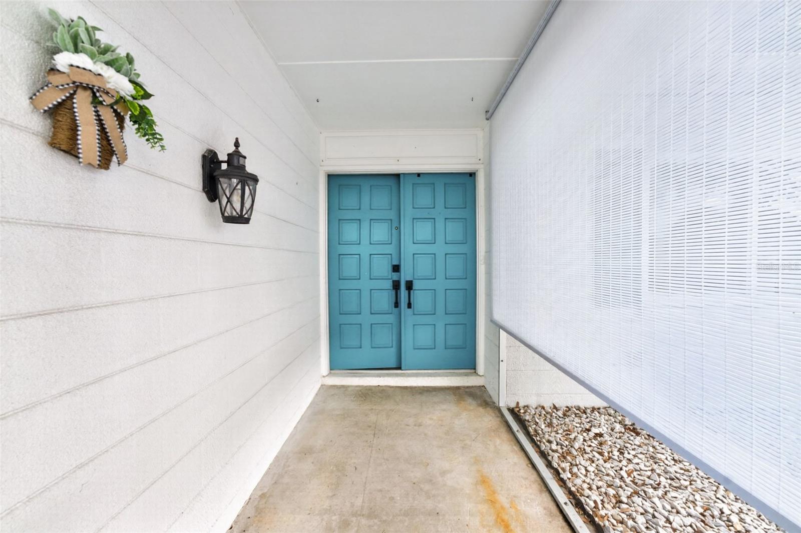 559 MOUNT VERNON DR — photo 14