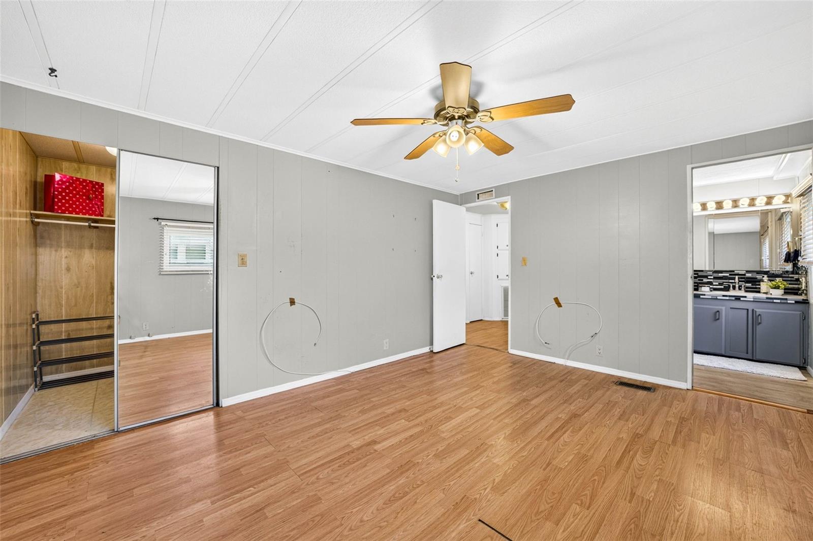 12501 ULMERTON RD #5 — photo 21