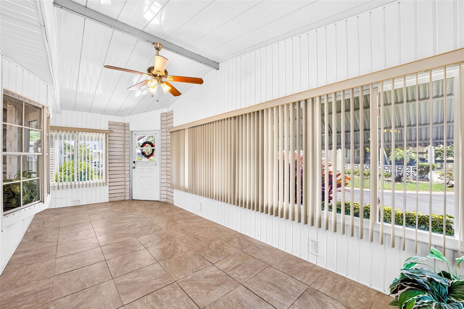 12501 ULMERTON RD #5 — photo 15