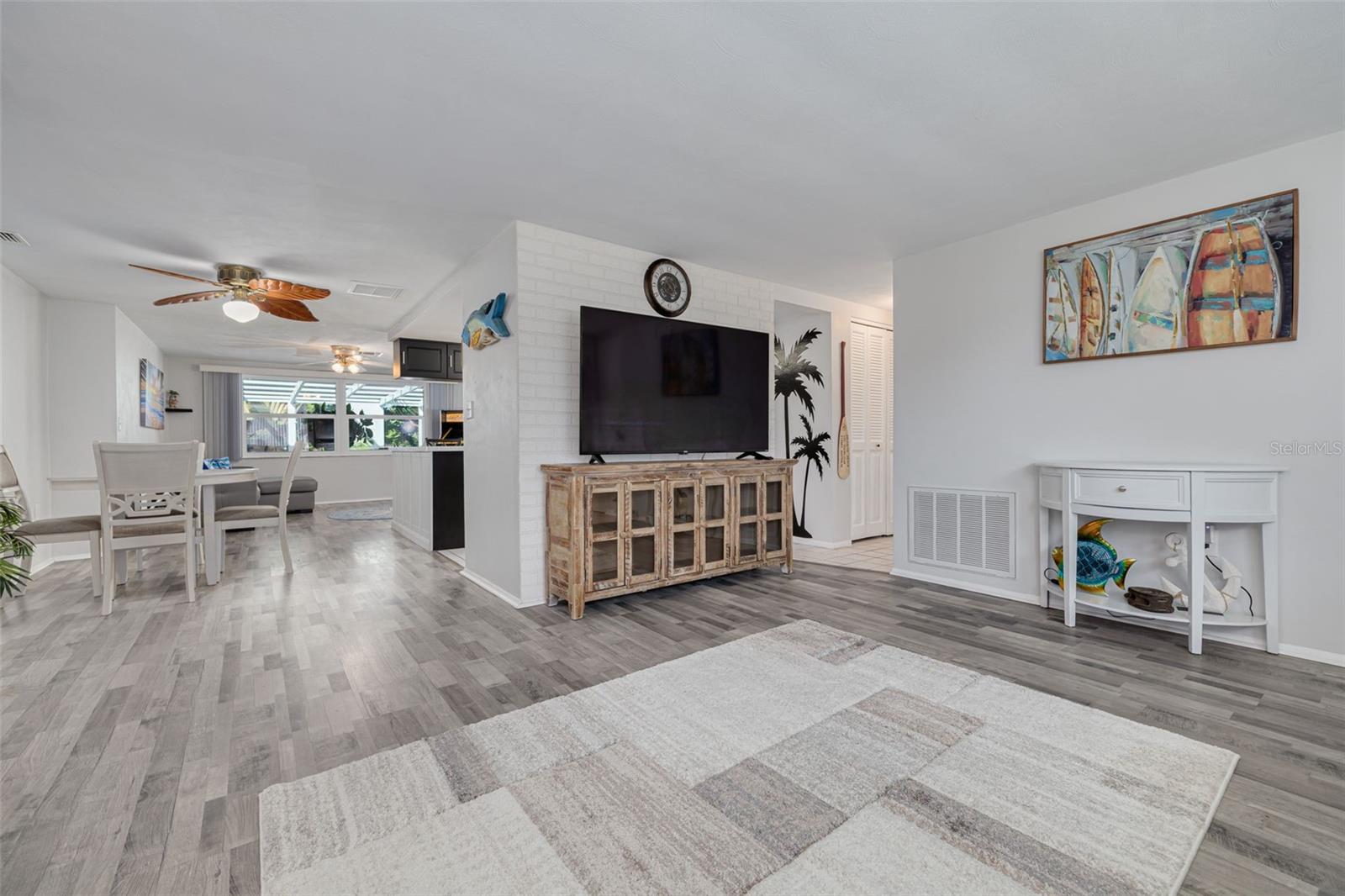 7239 VIENNA LN — photo 10