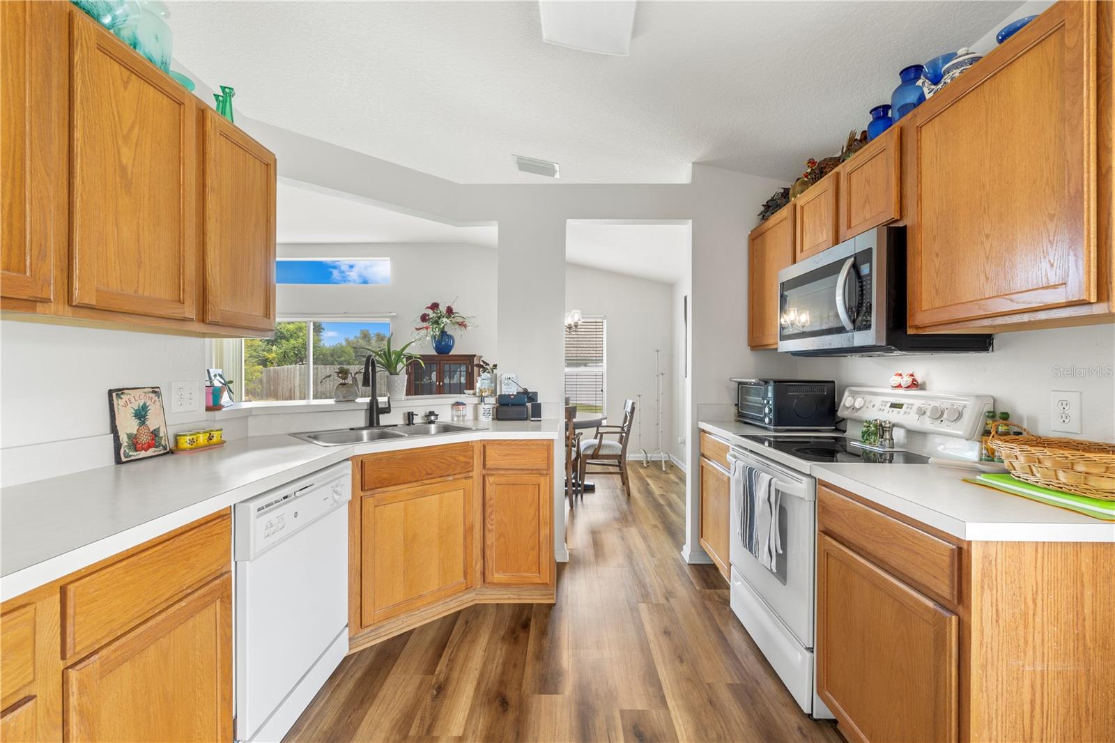 10234 HUNTERS HAVEN BLVD — photo 17
