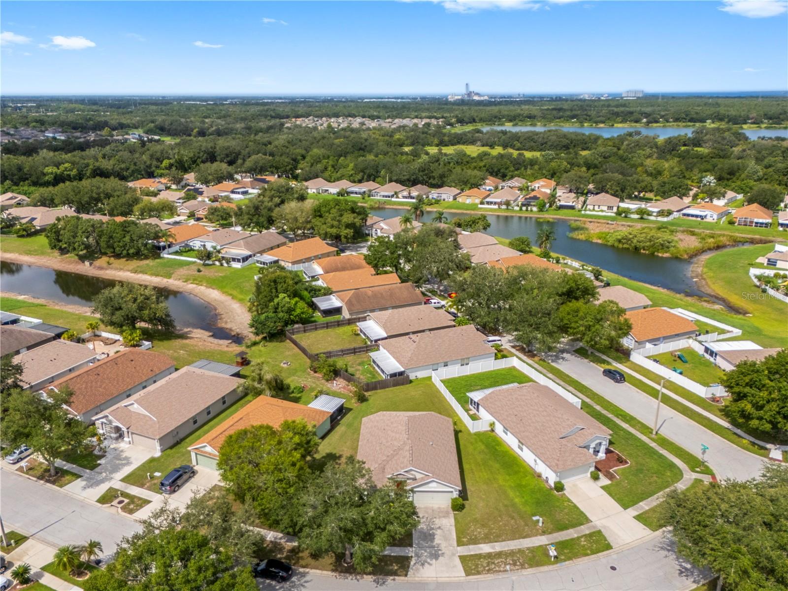 10234 HUNTERS HAVEN BLVD — photo 40