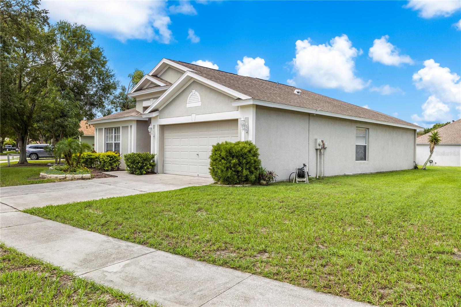 10234 HUNTERS HAVEN BLVD — photo 5