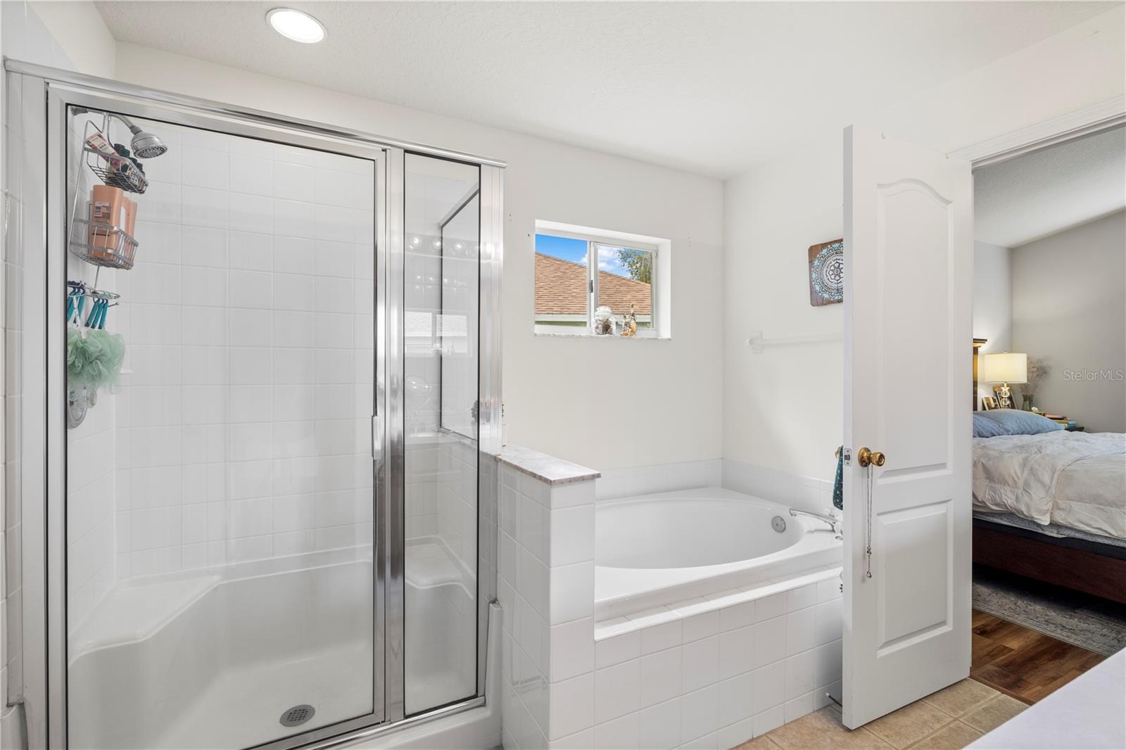 10234 HUNTERS HAVEN BLVD — photo 27