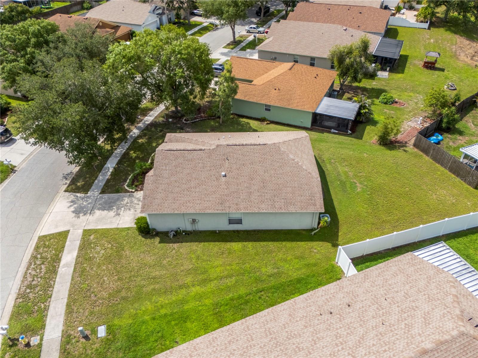 10234 HUNTERS HAVEN BLVD — photo 37