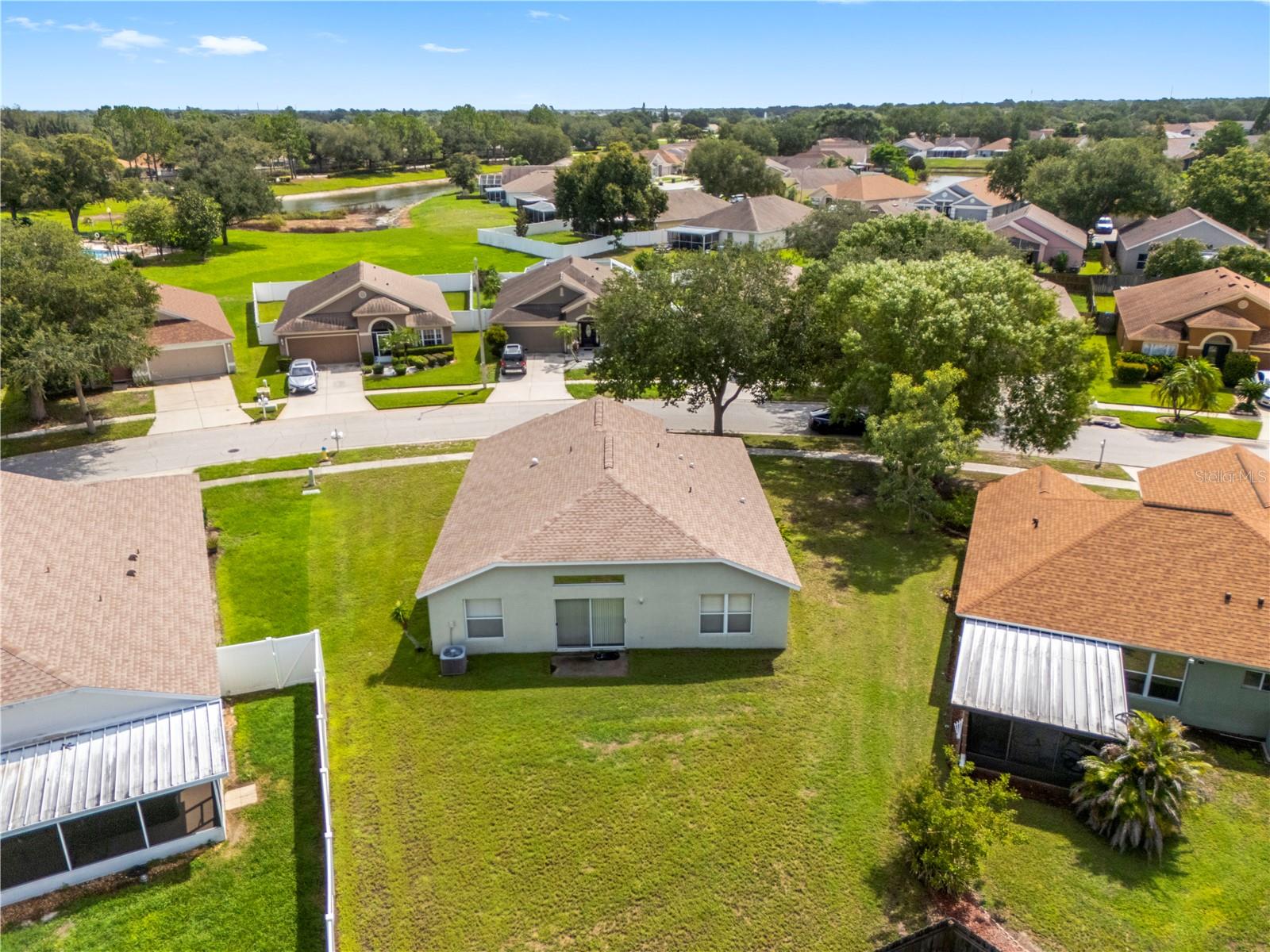10234 HUNTERS HAVEN BLVD — photo 41