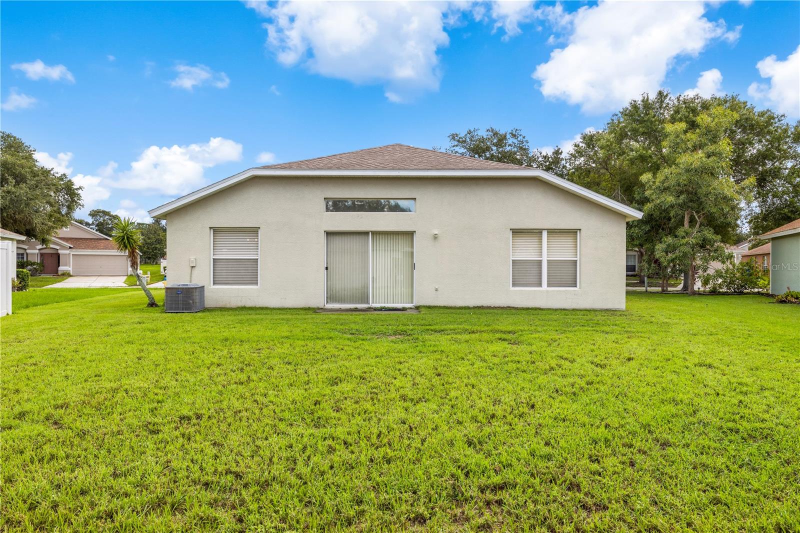 10234 HUNTERS HAVEN BLVD — photo 35