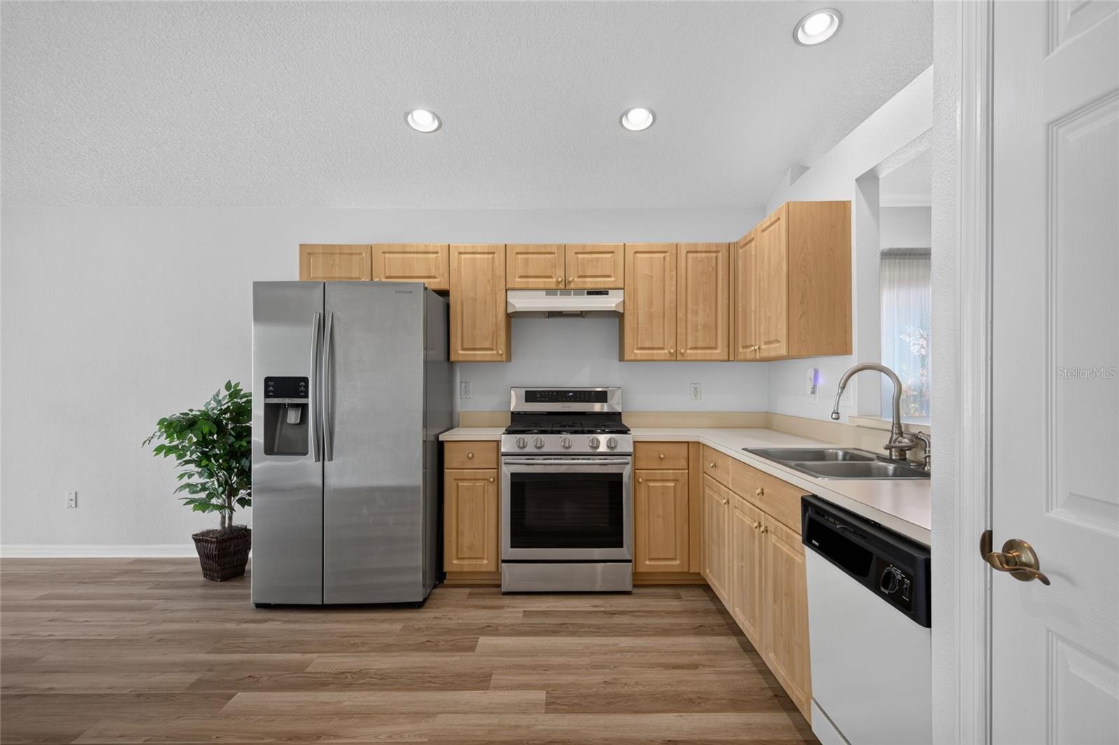 24331 CROSSCUT RD — photo 14