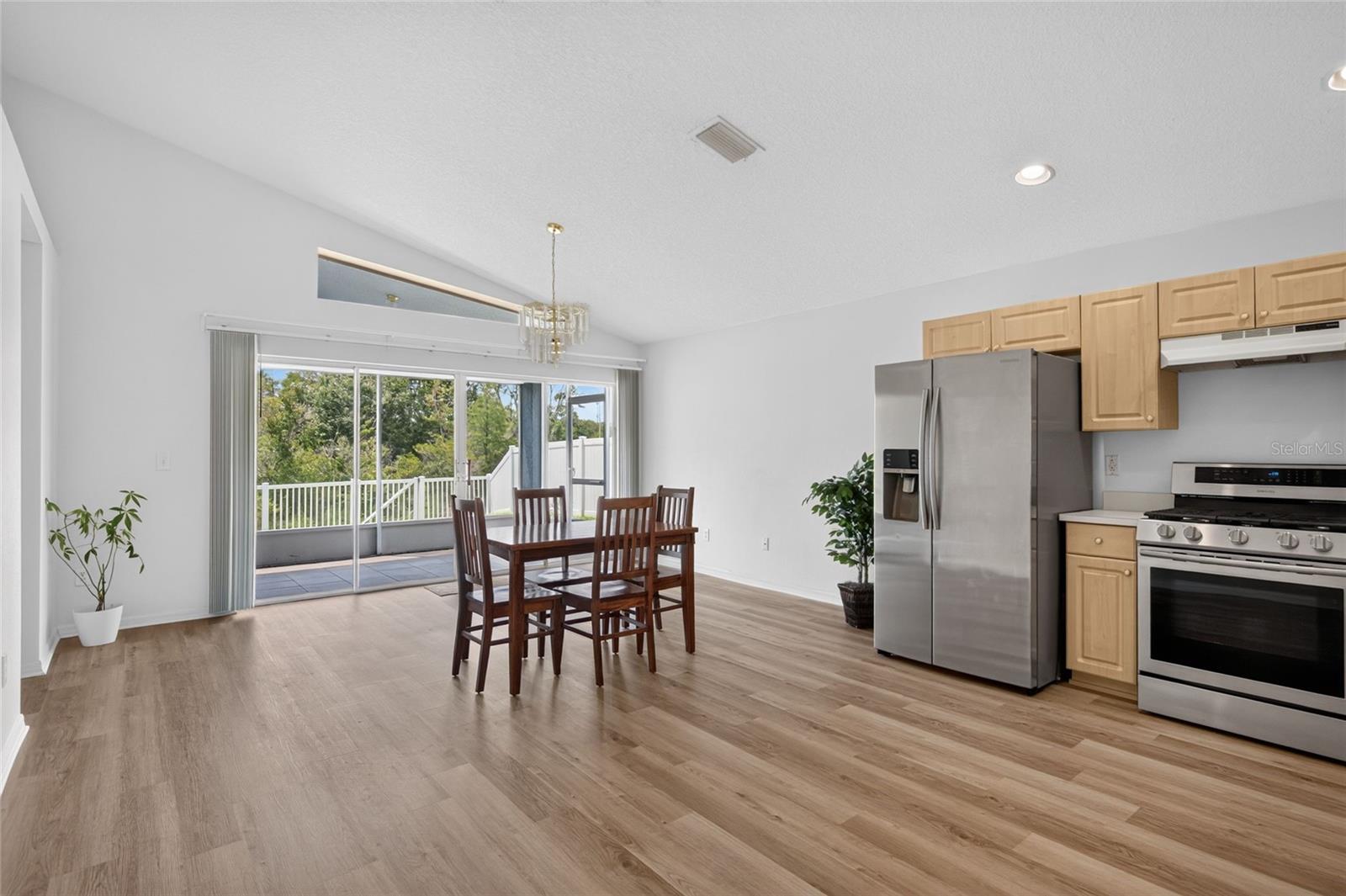 24331 CROSSCUT RD — photo 12