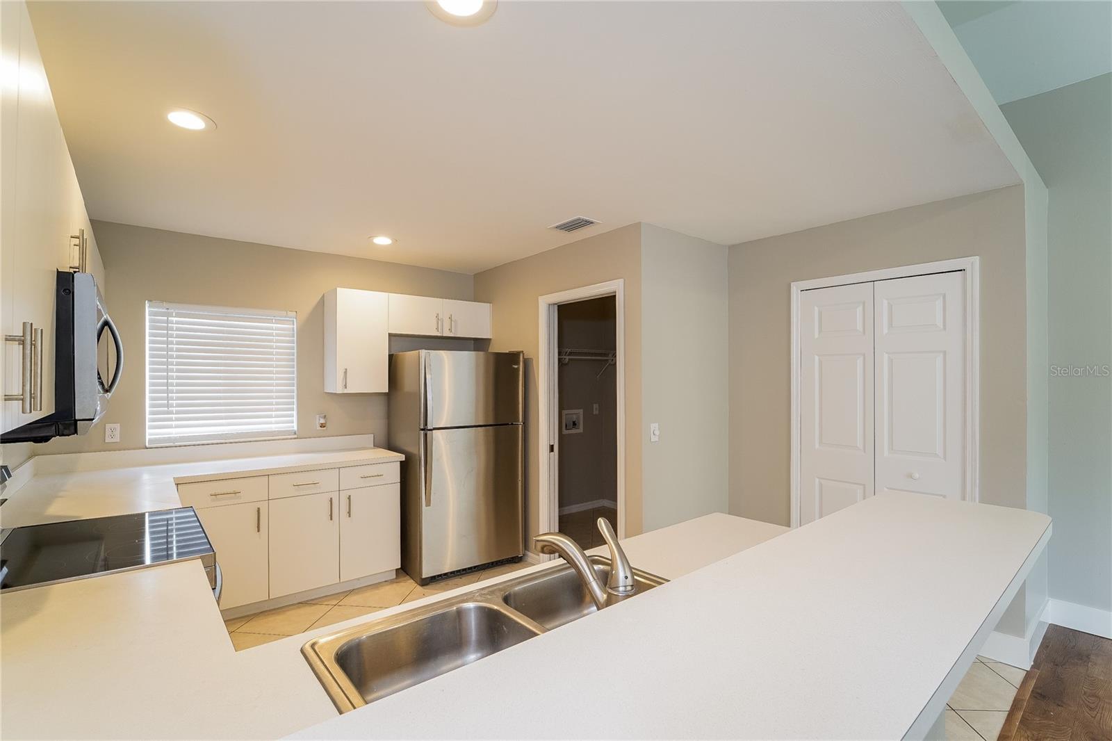 1743 HAZELTON AVE — photo 7