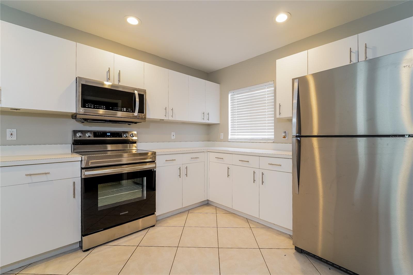 1743 HAZELTON AVE — photo 6