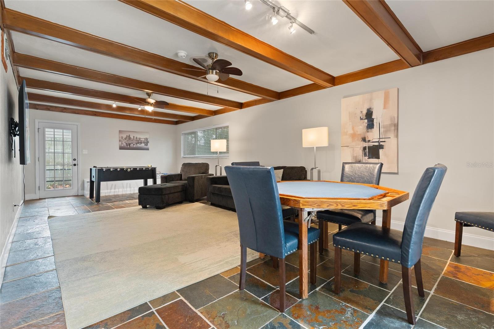 8404 FLAGSTONE DR — photo 14