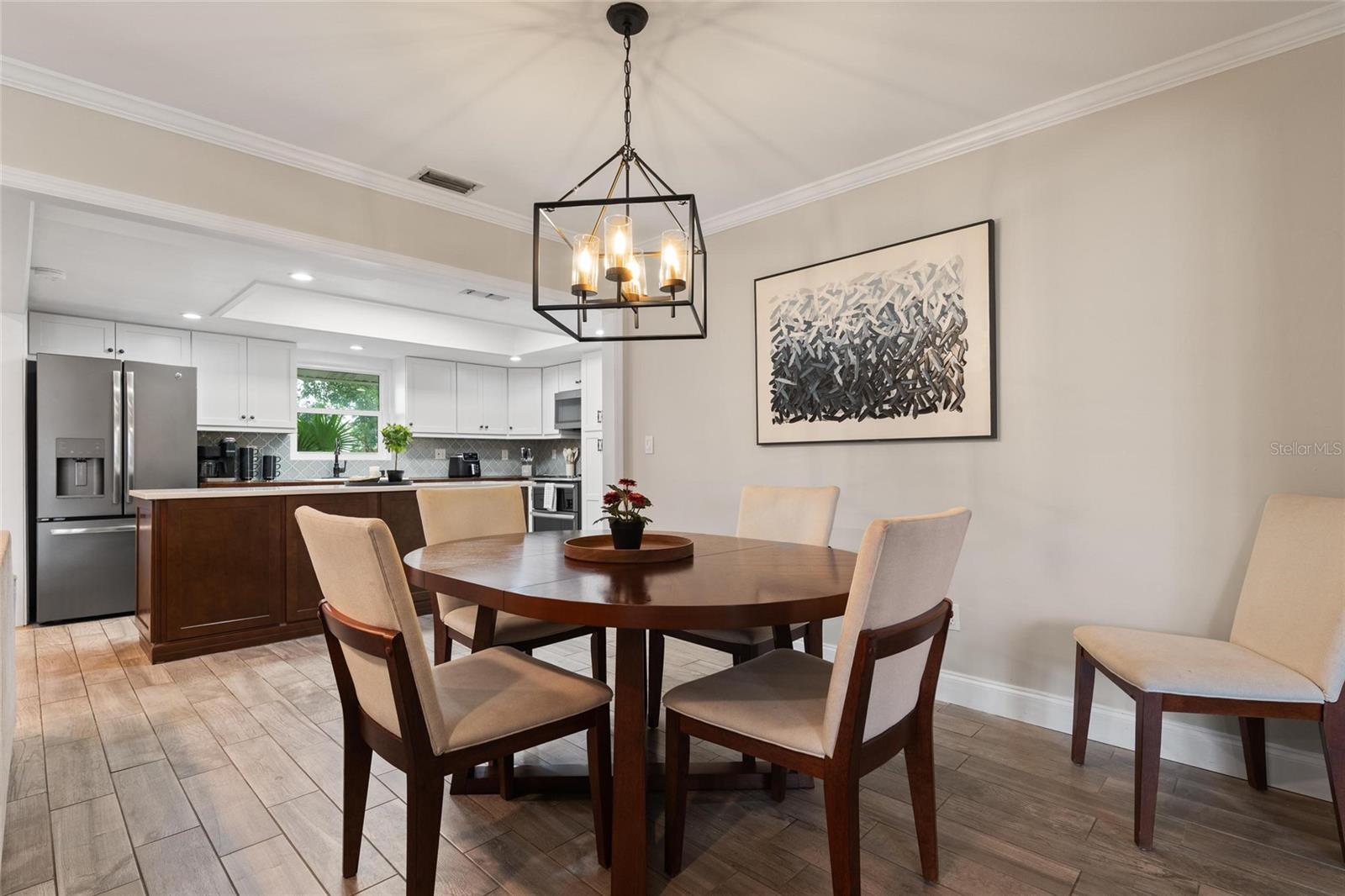8404 FLAGSTONE DR — photo 13