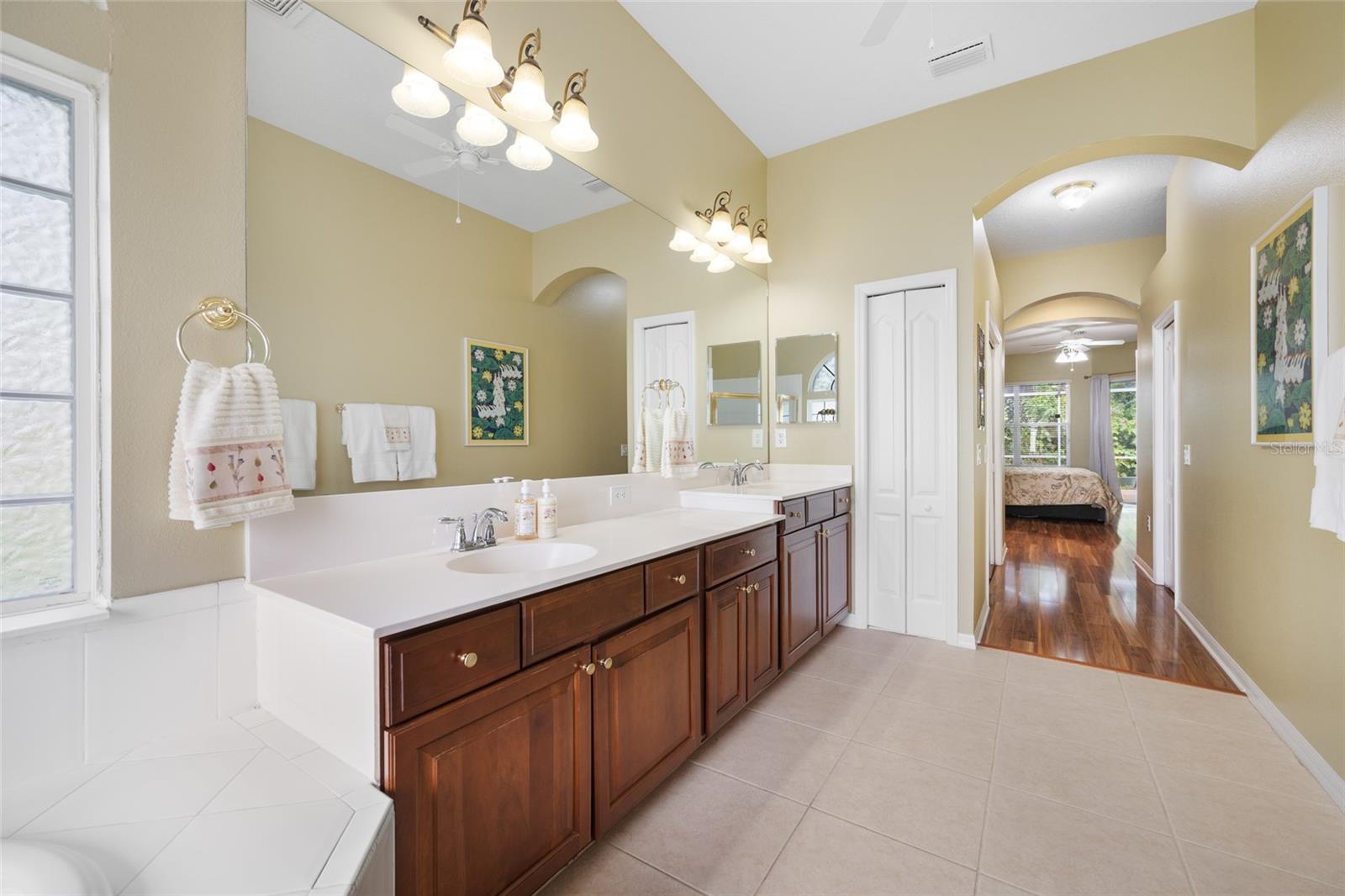 11421 STRATHAVEN CT — photo 35
