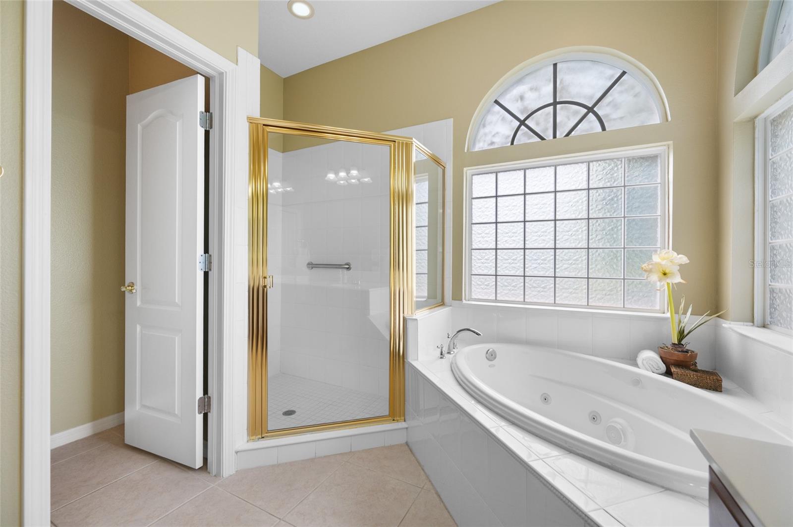 11421 STRATHAVEN CT — photo 37