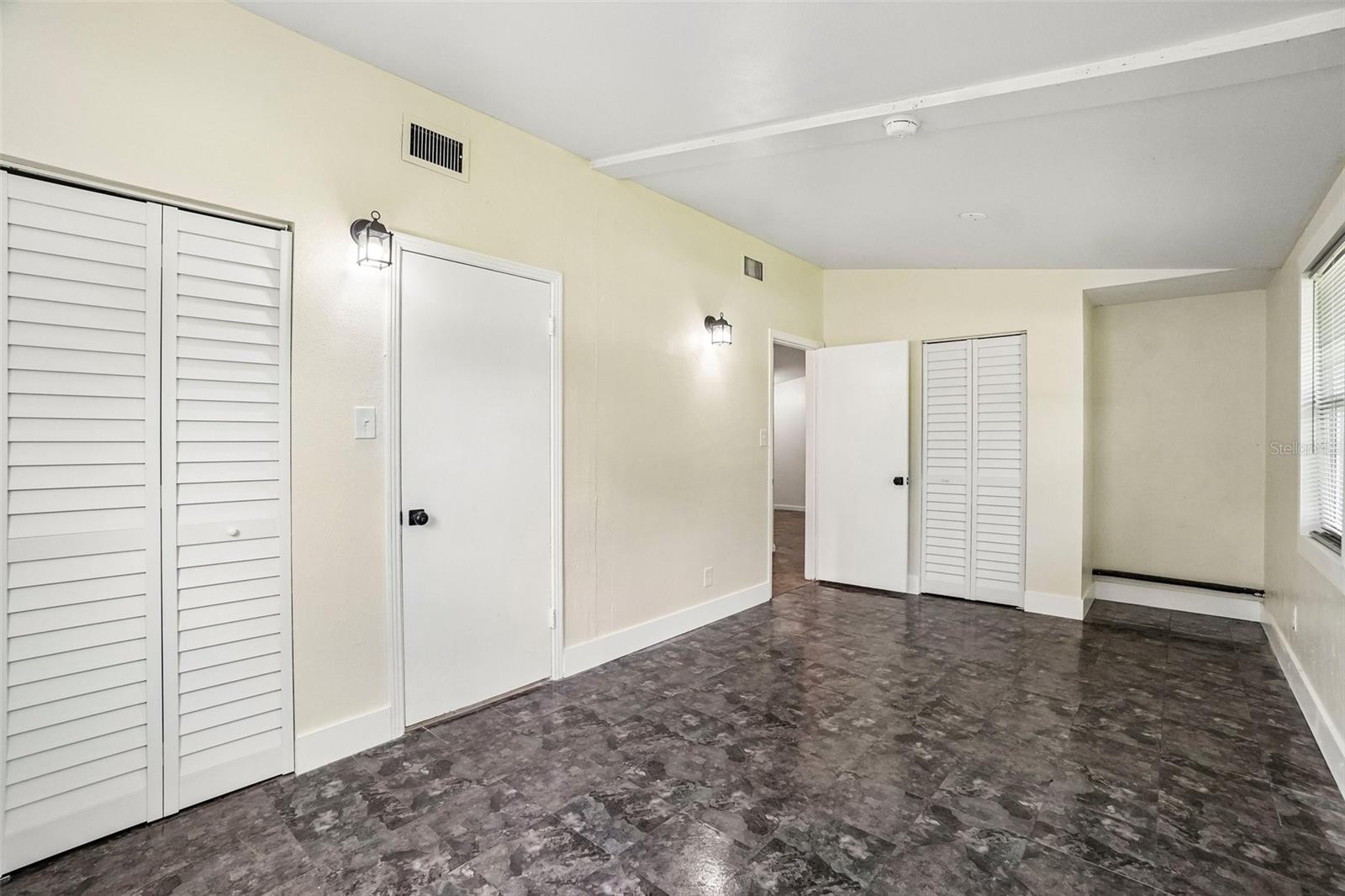 9216 W ROBSON ST — photo 23