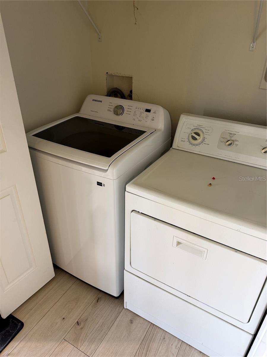 1532 BLUE MAGNOLIA RD — photo 13