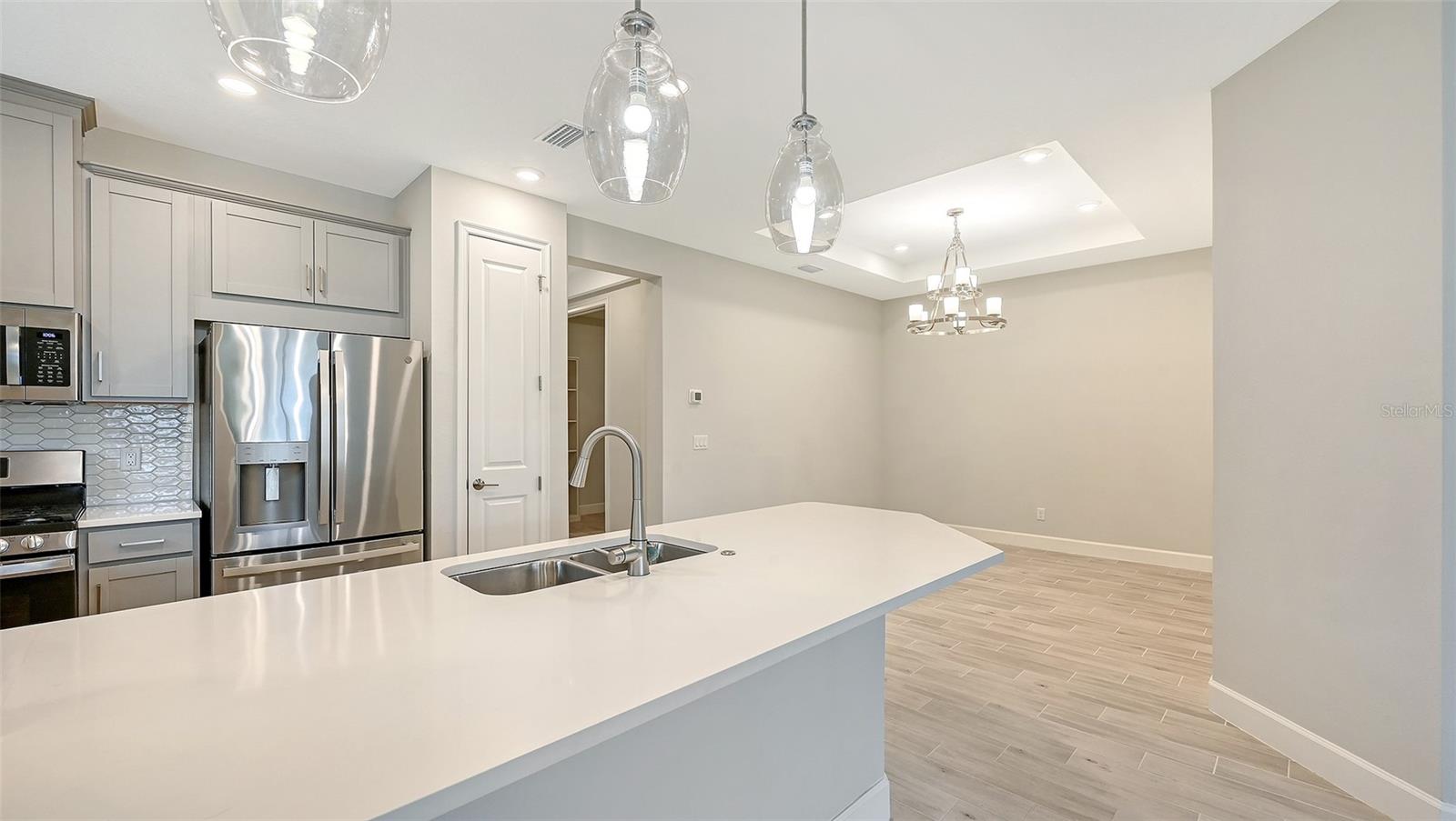 6066 MESA GLN — photo 10