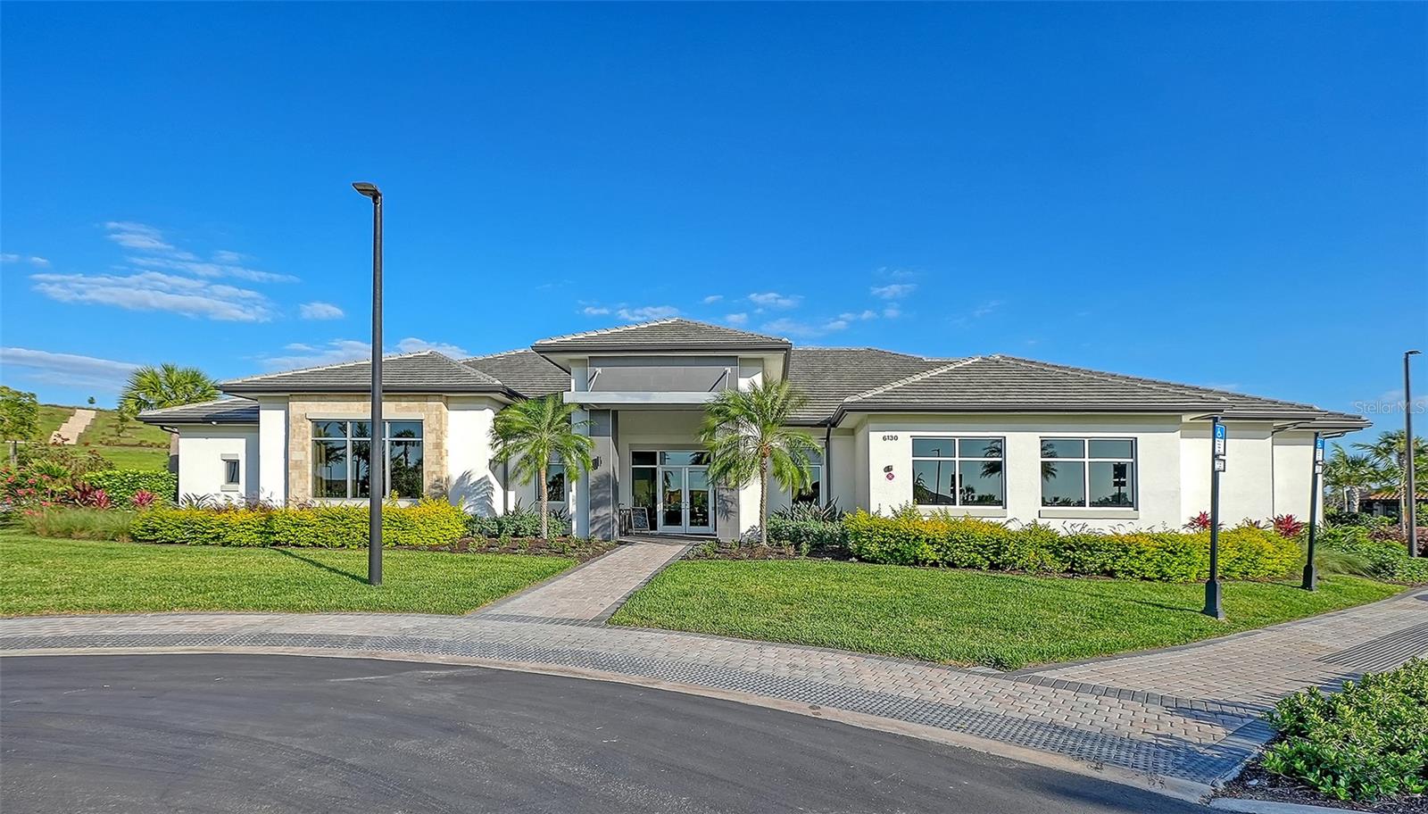 6066 MESA GLN — photo 37