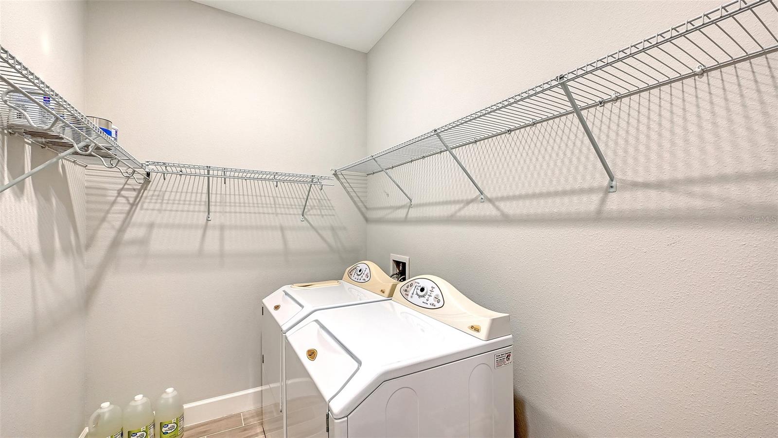6066 MESA GLN — photo 30