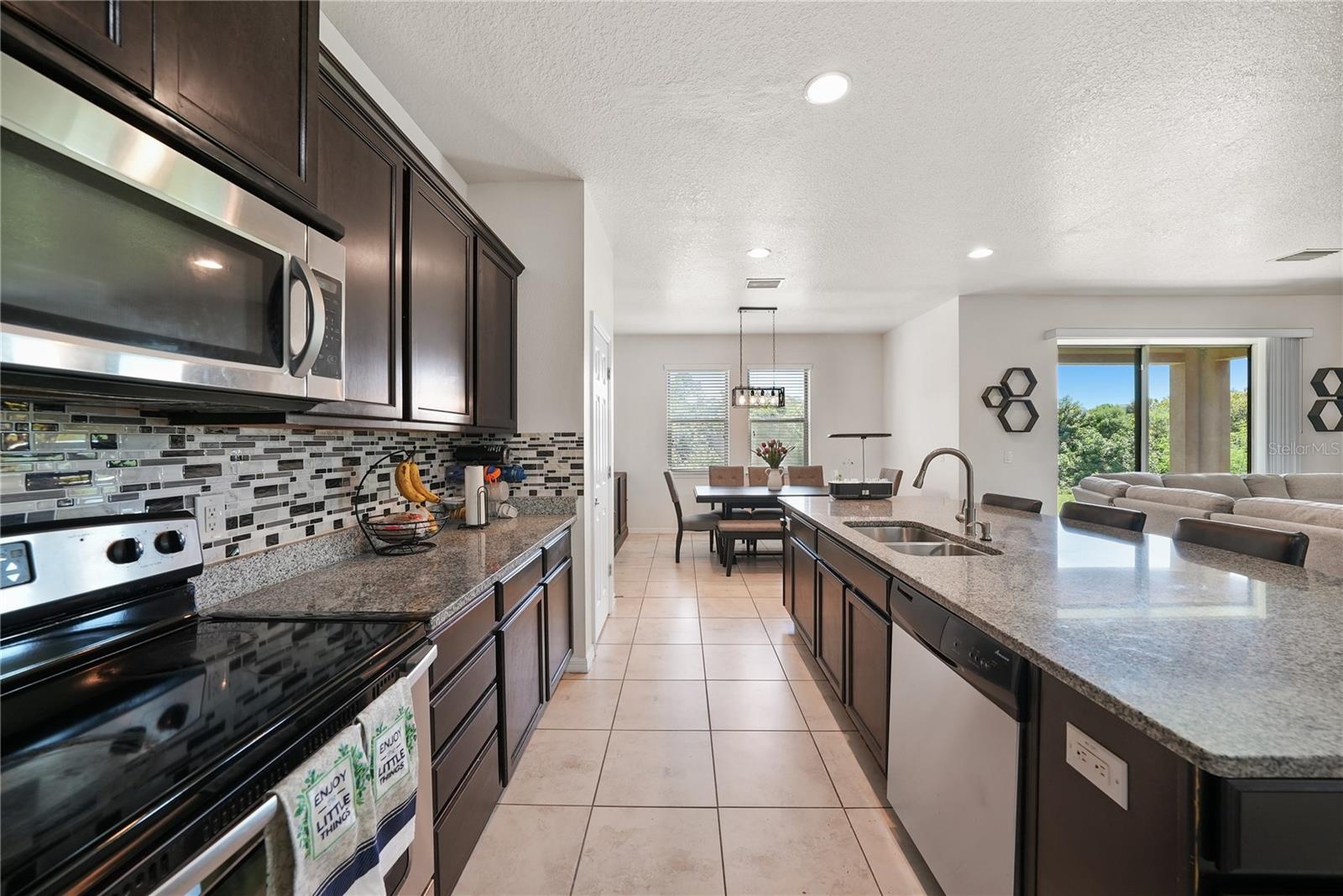 8415 LOBLOLLY PINE CT — photo 6