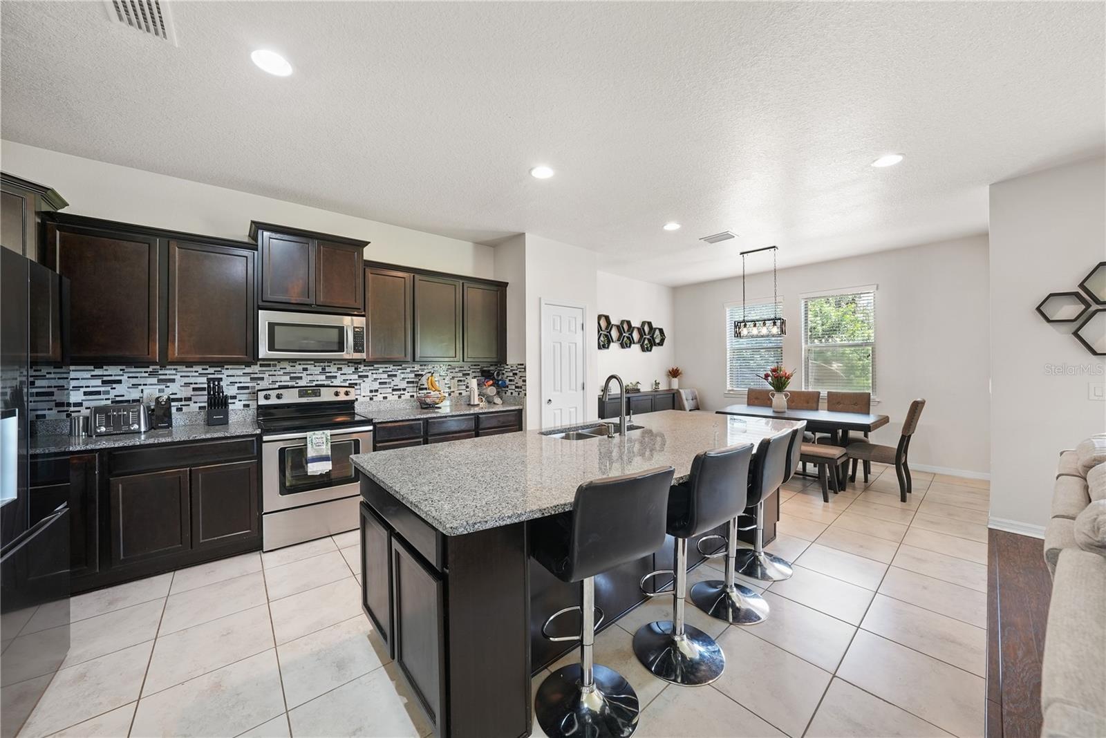 8415 LOBLOLLY PINE CT — photo 5
