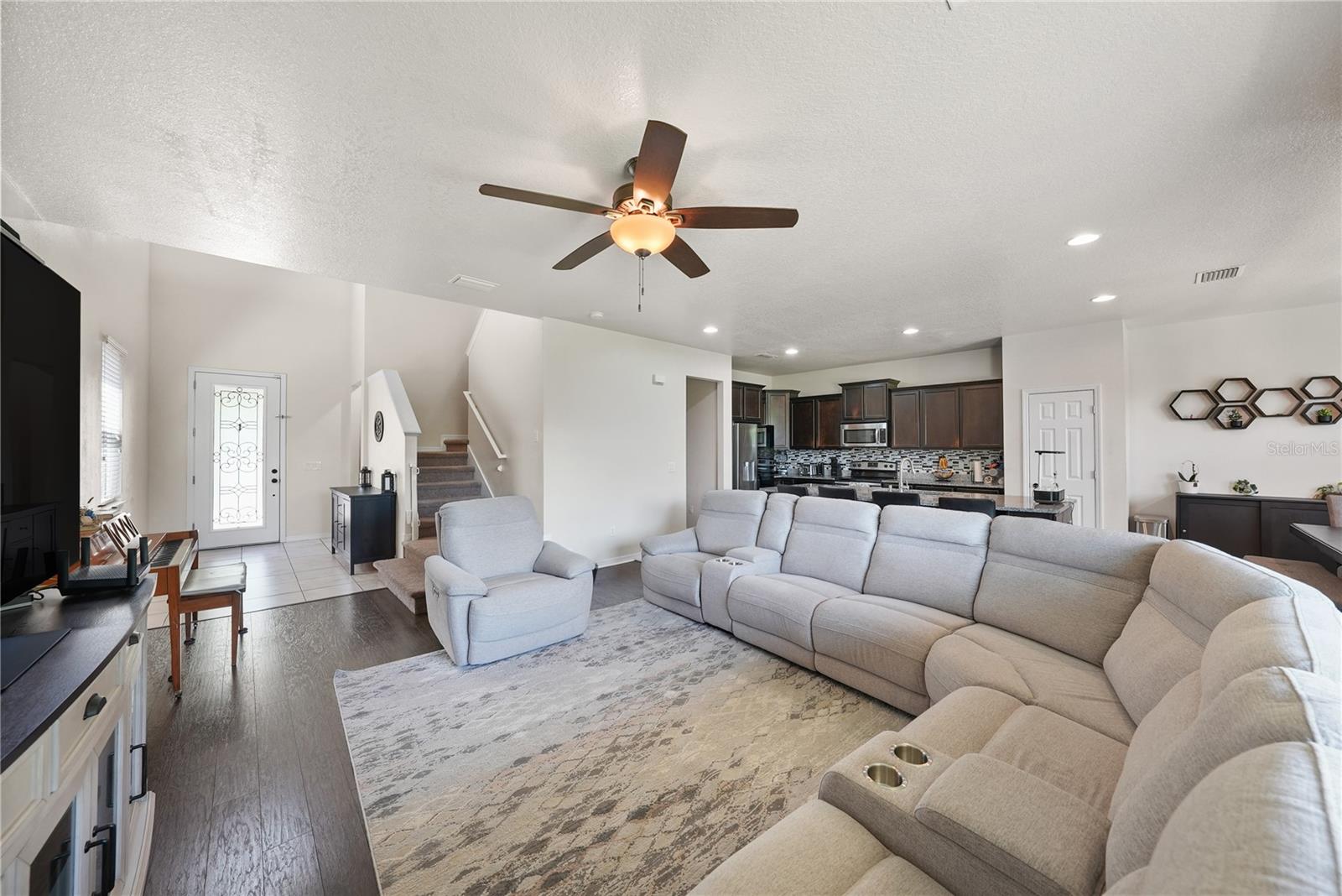 8415 LOBLOLLY PINE CT — photo 4