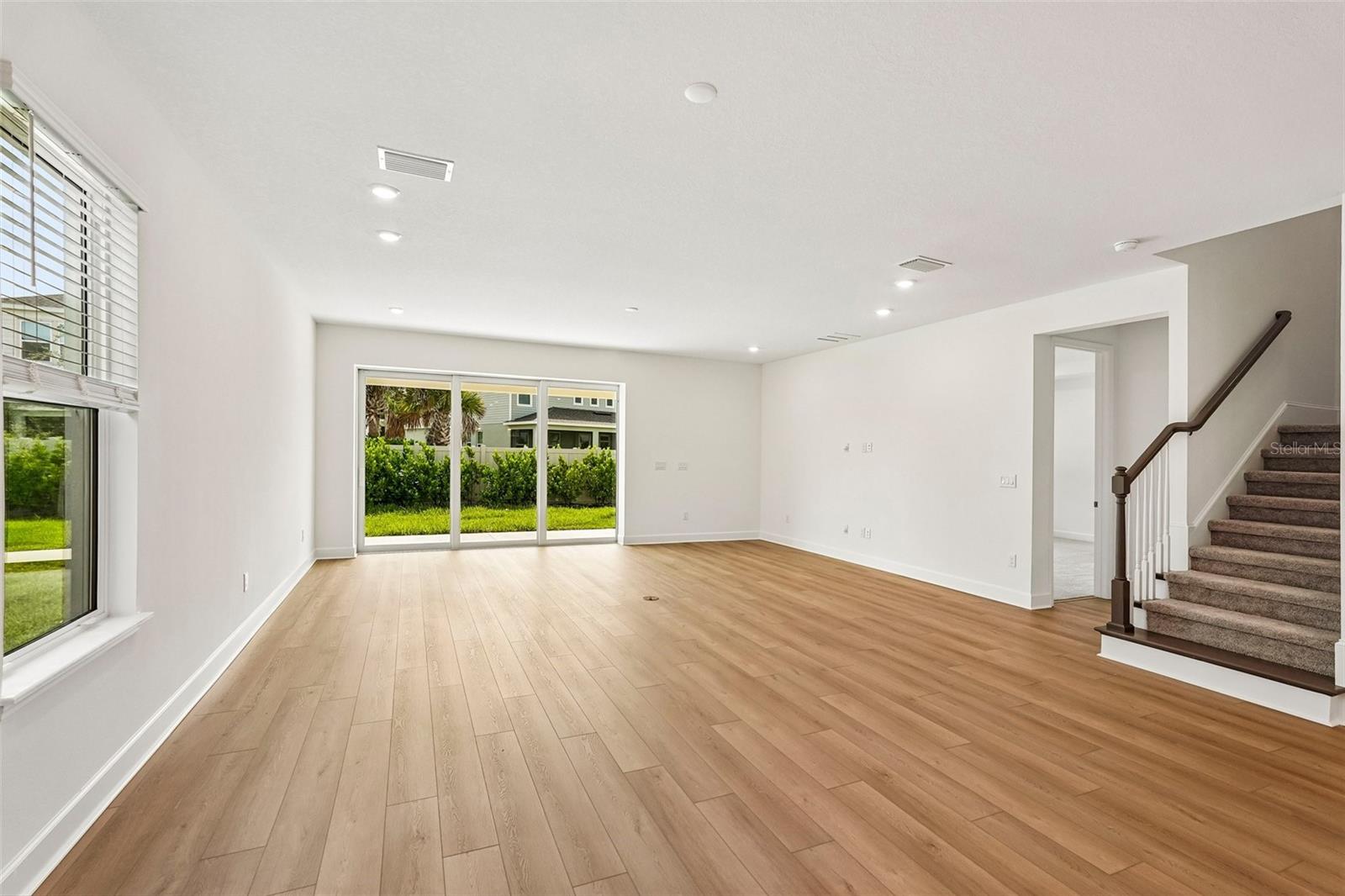 7024 FOXBORO WAY — photo 3