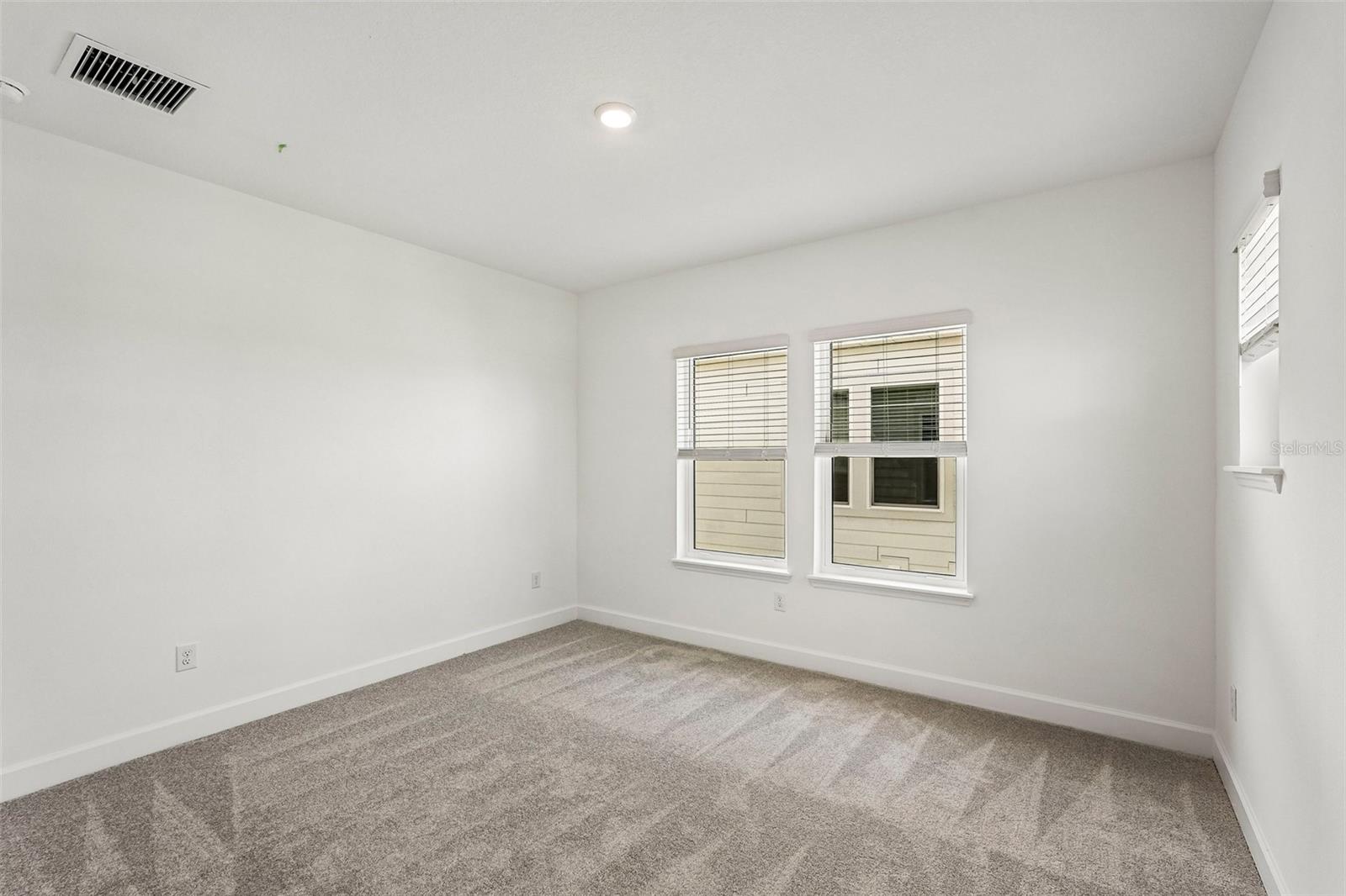 7024 FOXBORO WAY — photo 25