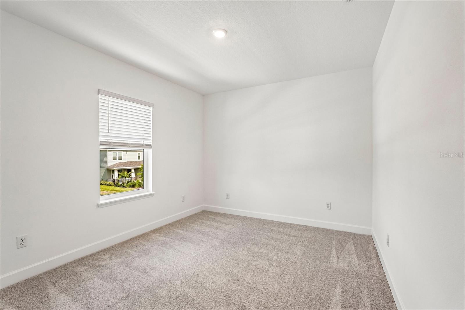 7024 FOXBORO WAY — photo 33
