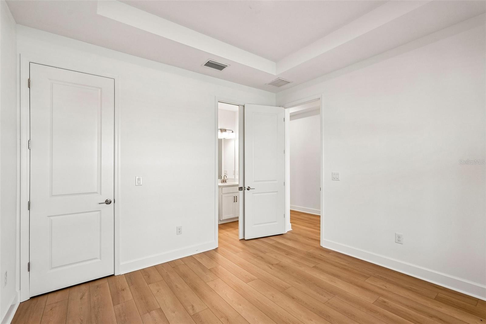 7024 FOXBORO WAY — photo 13