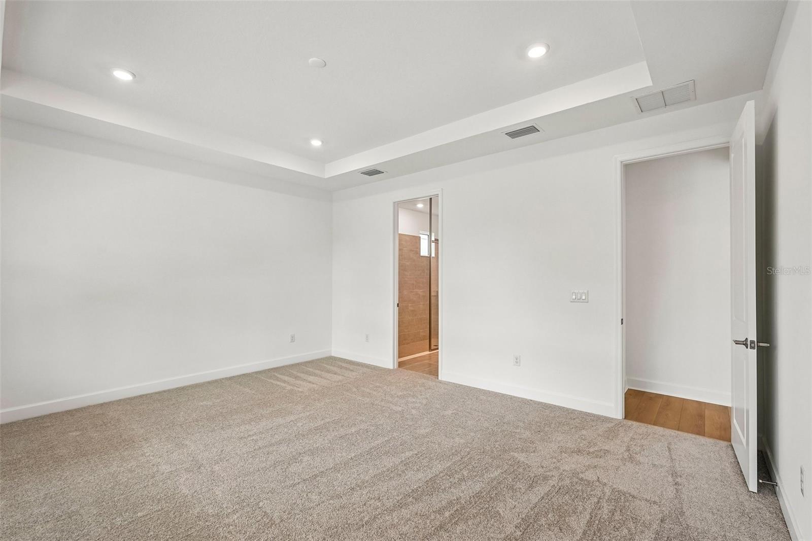 7024 FOXBORO WAY — photo 19