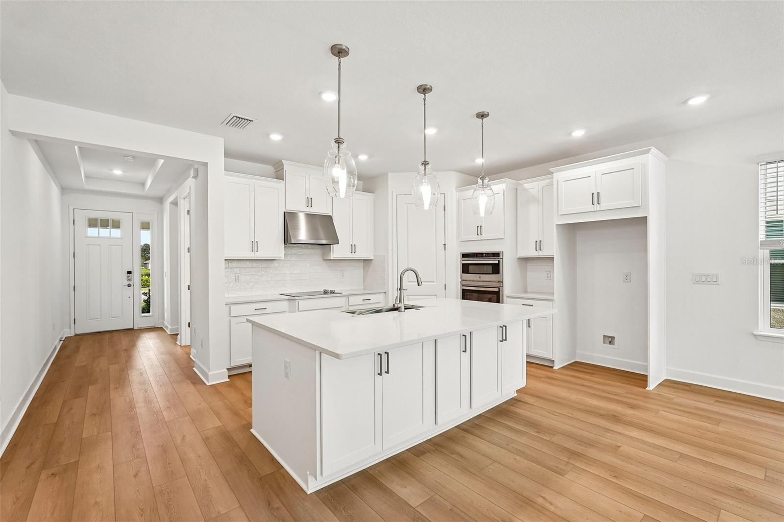 7024 FOXBORO WAY — photo 8