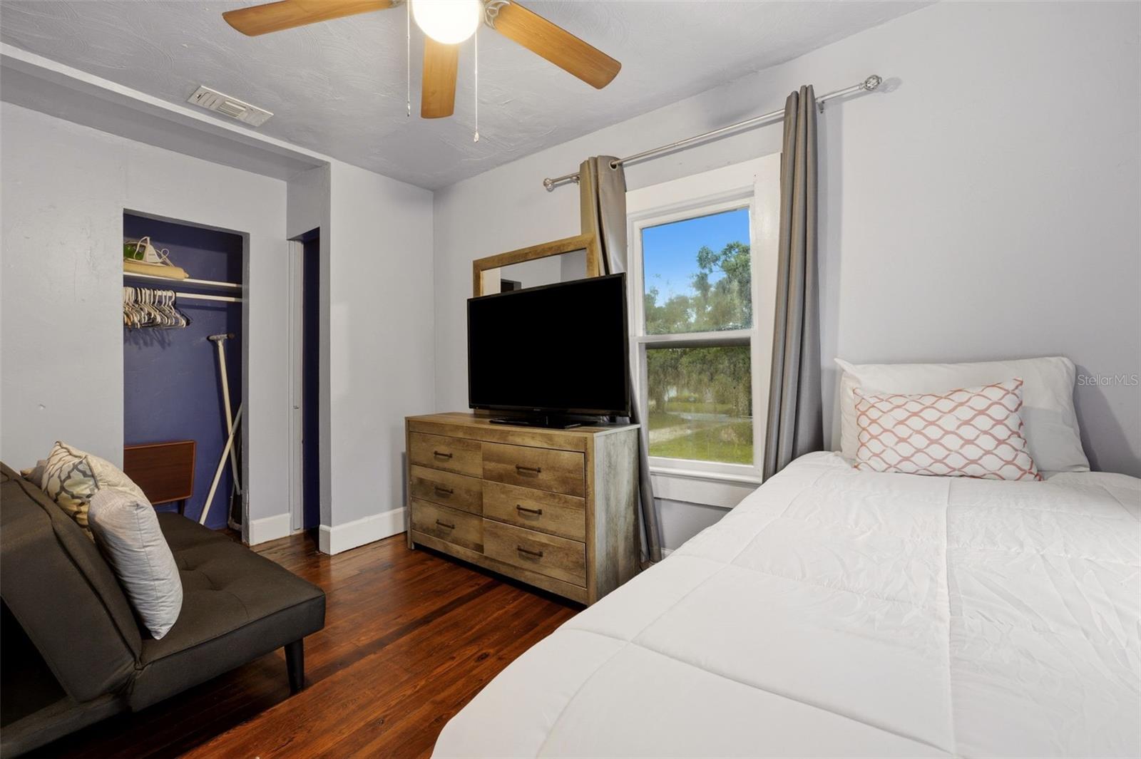 3052 ALTA VISTA ST — photo 33