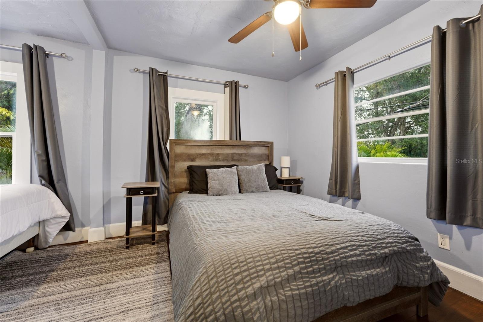 3052 ALTA VISTA ST — photo 30