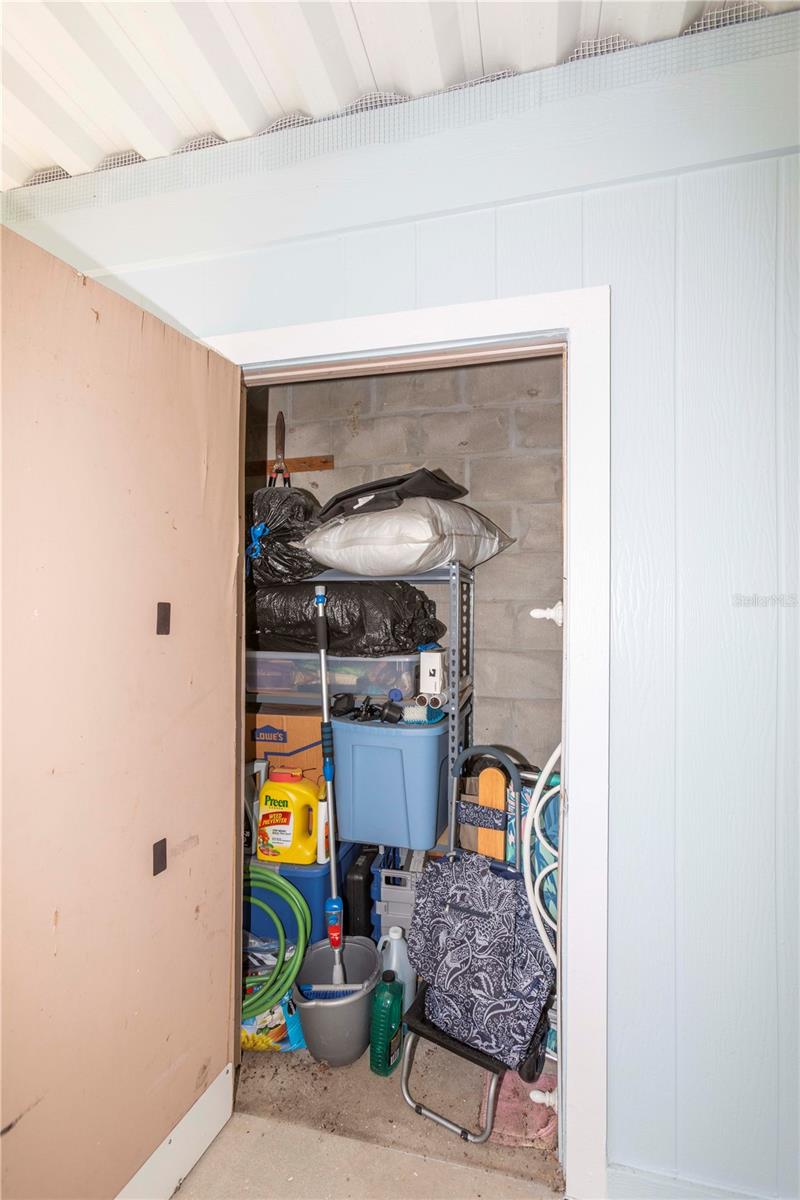 11140 CARRIAGE HILL DR #4 — photo 26