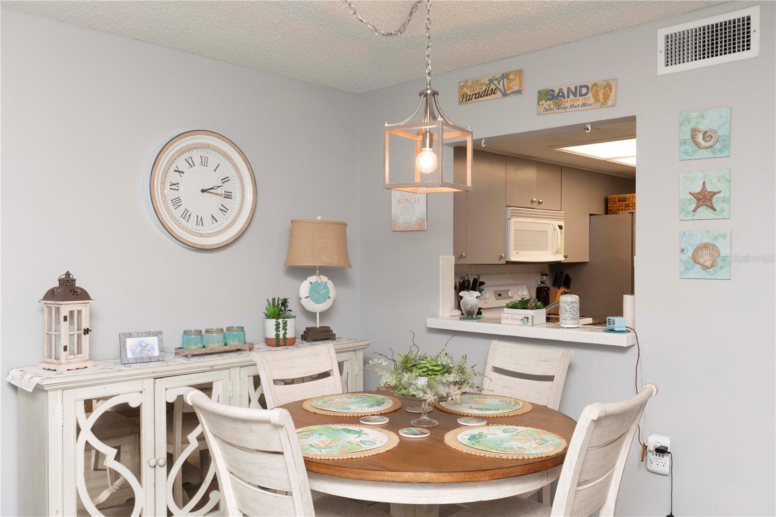 11140 CARRIAGE HILL DR #4 — photo 9