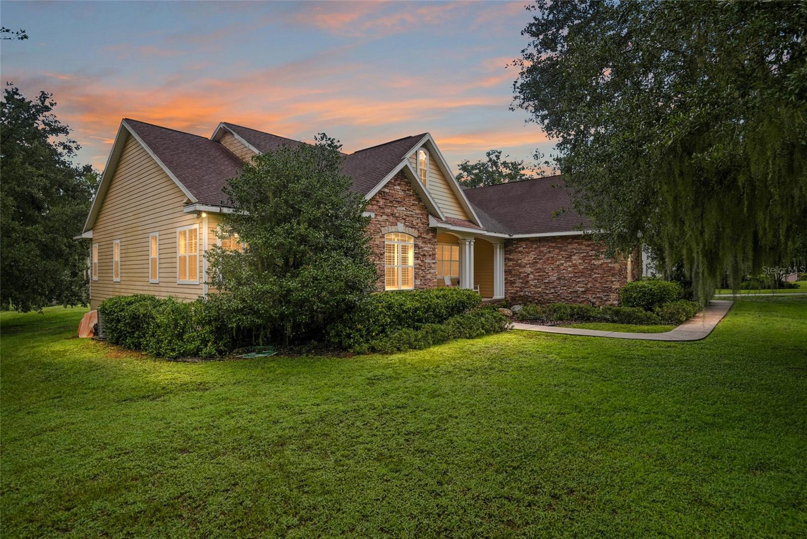 18350 HANCOCK BLUFF RD — photo 2