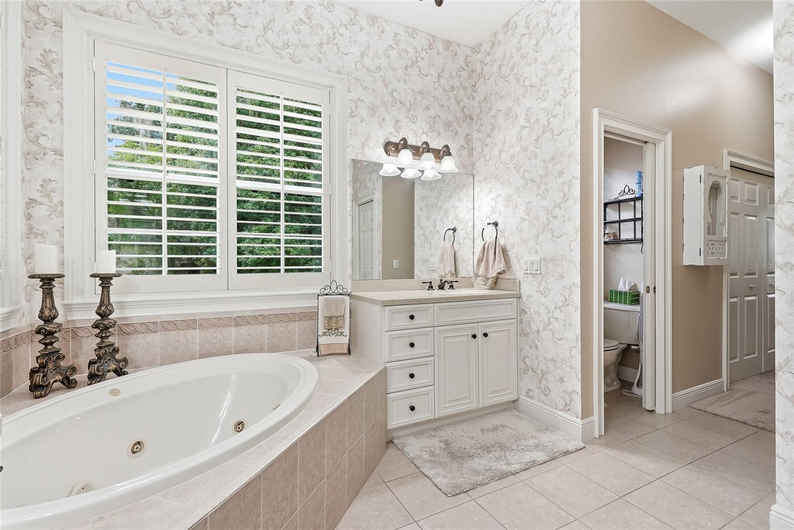 18350 HANCOCK BLUFF RD — photo 38