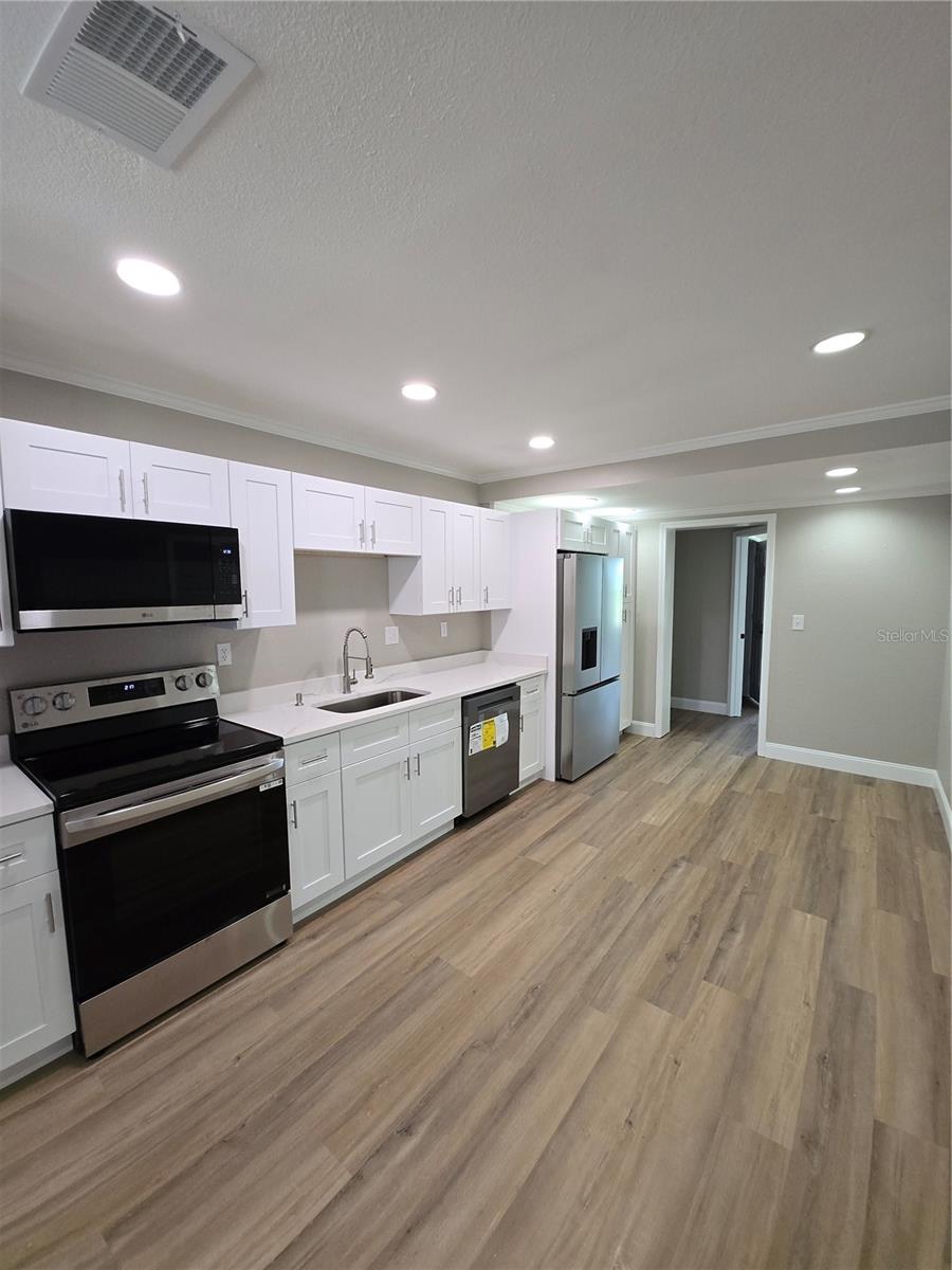 37406 VISTA DR — photo 4