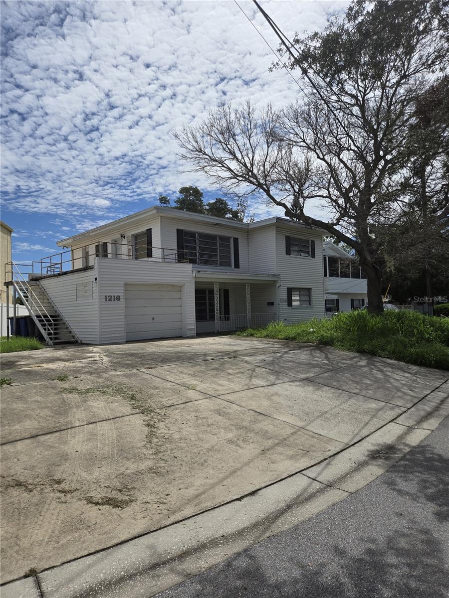 1216 FRANKLIN CIR — photo 2